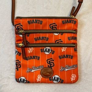 Sf Giants Dooney & Bourke crossbody
